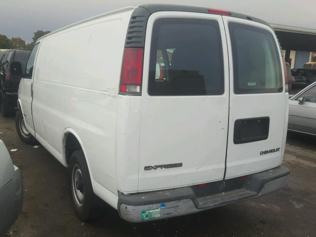 1GCFG25W011101050 - 2001 CHEVROLET EXPRESS G2 WHITE photo 3