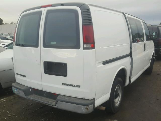 1GCFG25W011101050 - 2001 CHEVROLET EXPRESS G2 WHITE photo 4