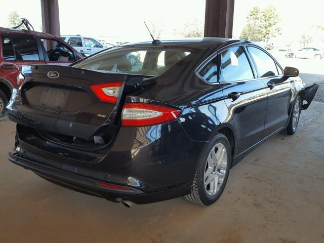 1FA6P0H75E5355060 - 2014 FORD FUSION SE BLACK photo 4