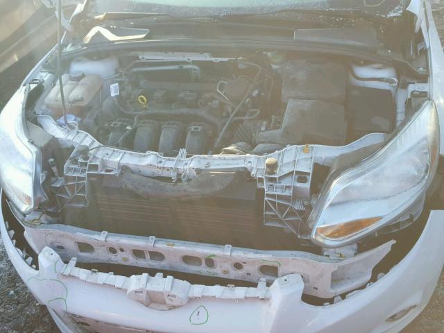 1FADP3F25DL209347 - 2013 FORD FOCUS SE WHITE photo 7