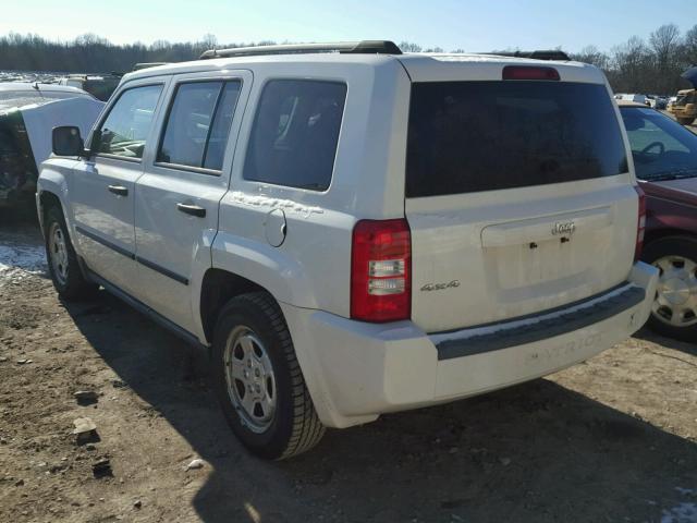 1J8FF28W38D736120 - 2008 JEEP PATRIOT SP WHITE photo 3