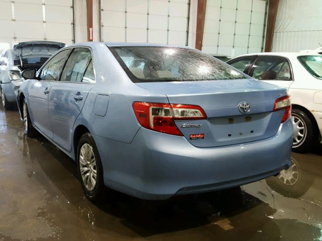 4T4BF1FK4ER359083 - 2014 TOYOTA CAMRY L BLUE photo 3