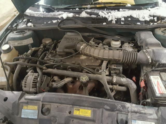 1G1JC5245W7303941 - 1998 CHEVROLET CAVALIER GREEN photo 7