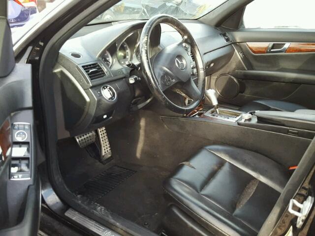 WDDGF5EB4BA473312 - 2011 MERCEDES-BENZ C 300 黑色 照片 9