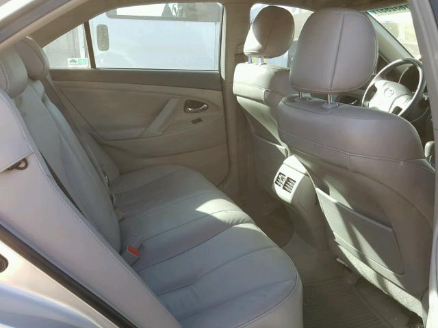 4T1BB46K58U037306 - 2008 TOYOTA CAMRY HYBR SILVER photo 6