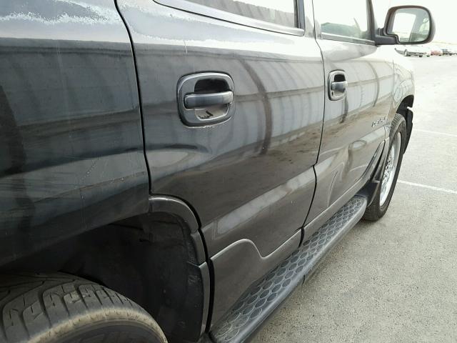 1GKEK63U92J282951 - 2002 GMC DENALI BLACK photo 9