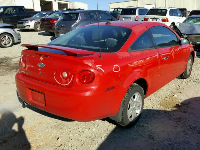 1G1AL14F157595674 - 2005 CHEVROLET COBALT LS RED photo 4