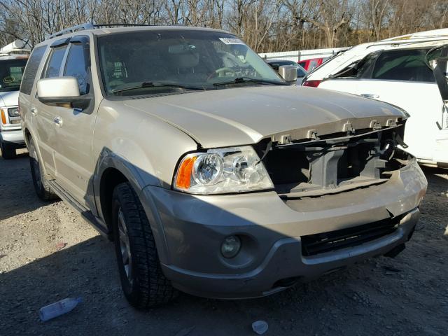 5LMFU28R04LJ21394 - 2004 LINCOLN NAVIGATOR GOLD photo 1