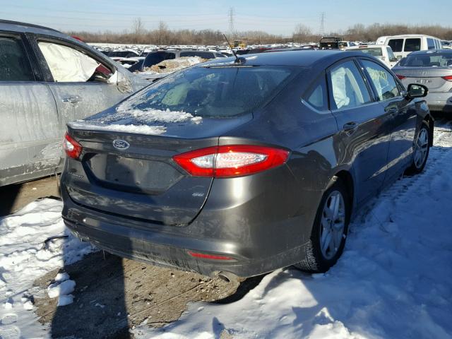 3FA6P0H78GR307407 - 2016 FORD FUSION SE CHARCOAL photo 4