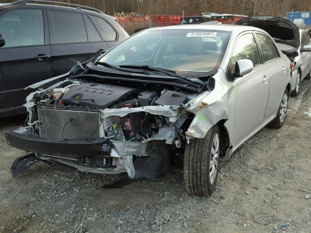 2T1BU4EE1DC030595 - 2013 TOYOTA COROLLA BA SILVER photo 2