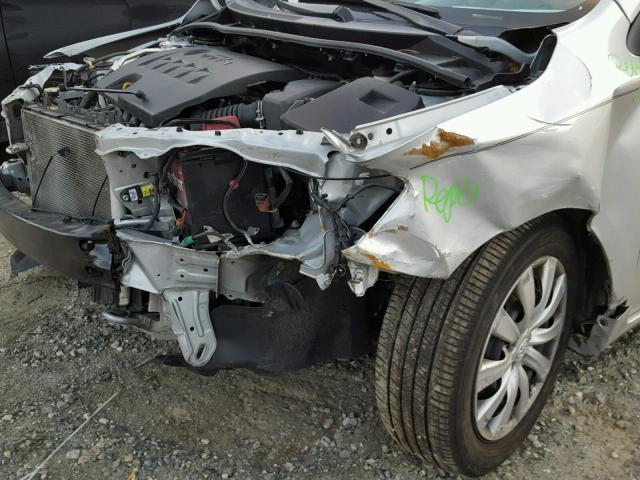 2T1BU4EE1DC030595 - 2013 TOYOTA COROLLA BA SILVER photo 9