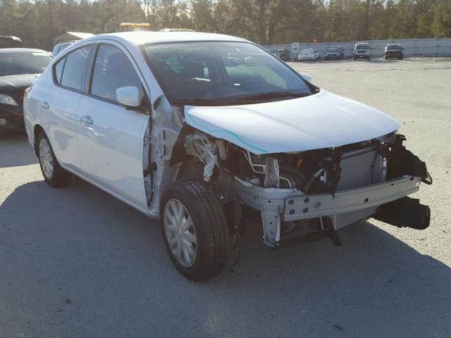 3N1CN7AP2HL833447 - 2017 NISSAN VERSA S WHITE photo 1