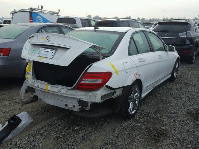 WDDGF4HB9EA950360 - 2014 MERCEDES-BENZ C 250 WHITE photo 4