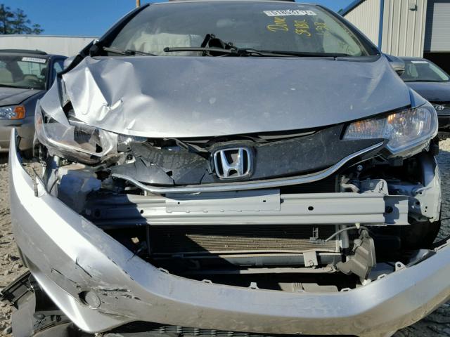 JHMGK5H75GX026827 - 2016 HONDA FIT EX SILVER photo 9