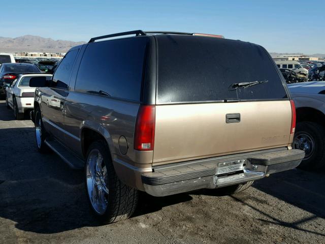 3GNEC18R7TG121329 - 1996 CHEVROLET TAHOE C150 GOLD photo 3