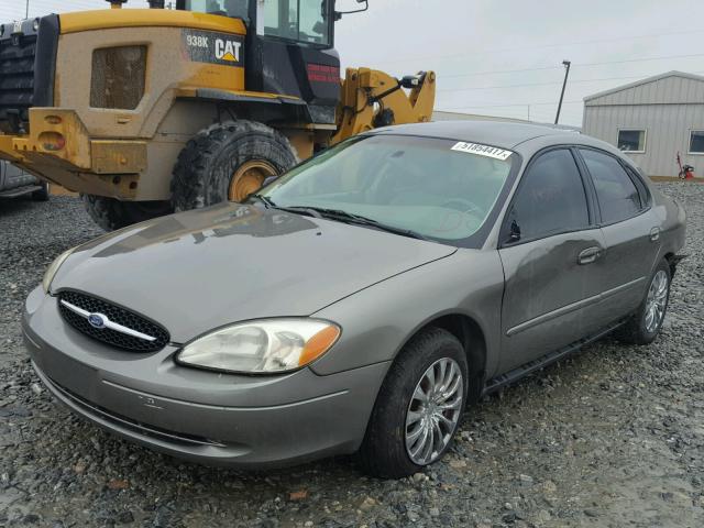 1FAFP52U72A158454 - 2002 FORD TAURUS LX GRAY photo 2