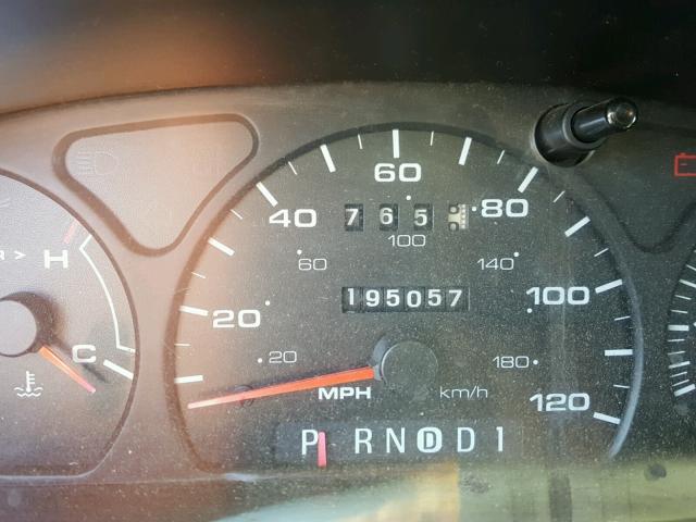 1FAFP52U72A158454 - 2002 FORD TAURUS LX GRAY photo 8