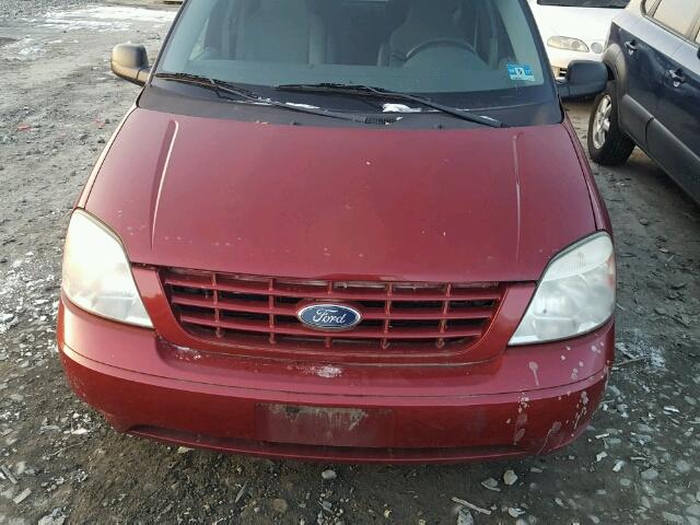 2FMZA51605BA01817 - 2005 FORD FREESTAR S RED photo 7