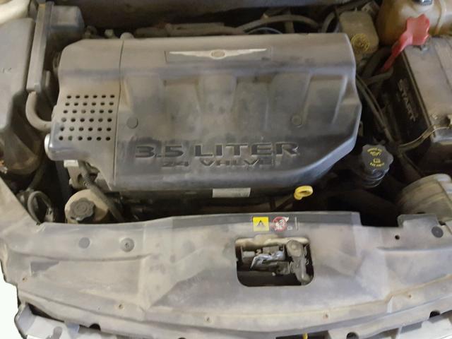 2C4GM68435R330614 - 2005 CHRYSLER PACIFICA T WHITE photo 7