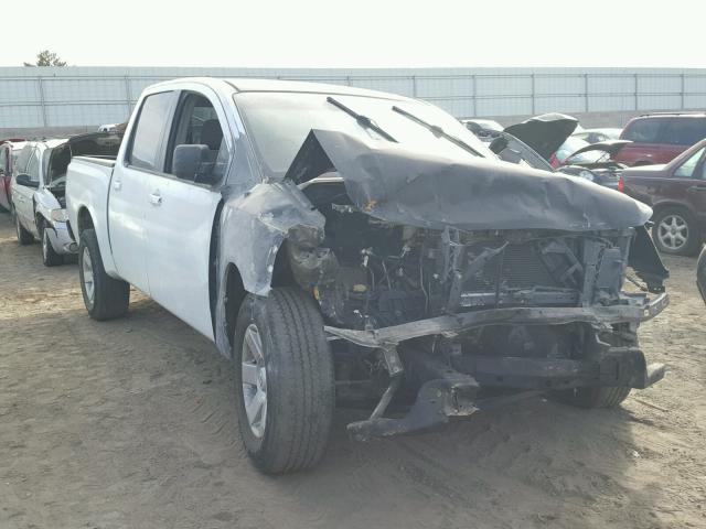 1N6BA07A05N541240 - 2005 NISSAN TITAN XE WHITE photo 1