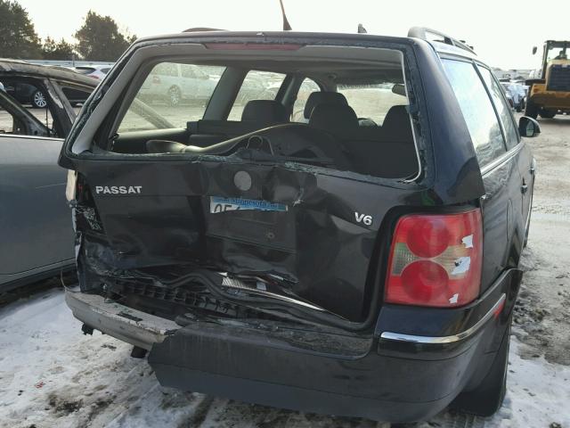 WVWWU63BX5E128769 - 2005 VOLKSWAGEN PASSAT GLX 黑色 照片 9