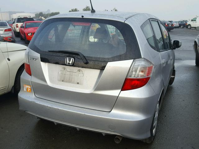 JHMGE8H39DC060374 - 2013 HONDA FIT SILVER photo 4