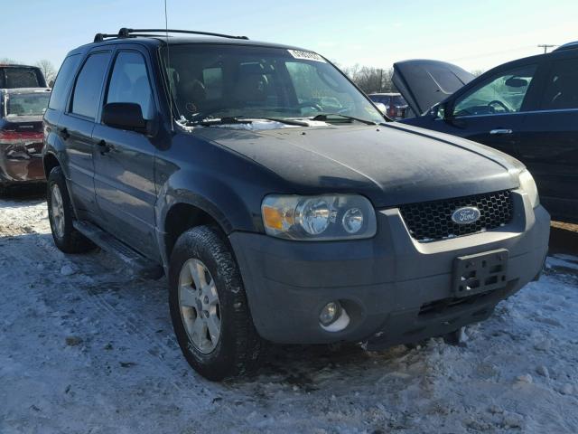 1FMCU93105KA80000 - 2005 FORD ESCAPE XLT BLACK photo 1