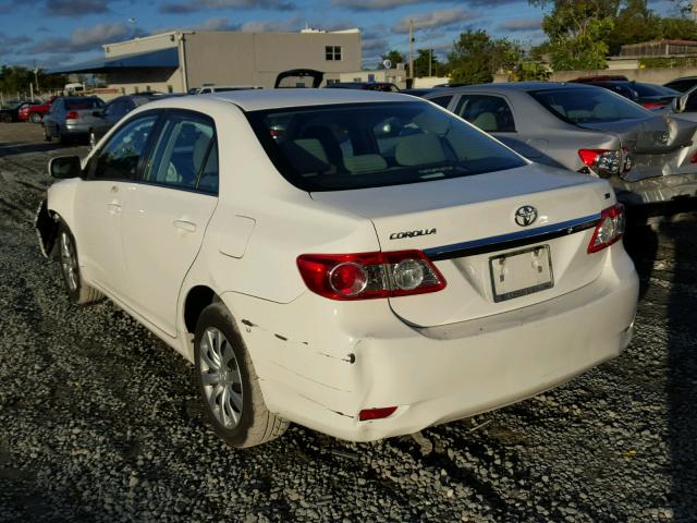 5YFBU4EE5DP144194 - 2013 TOYOTA COROLLA BA WHITE photo 3