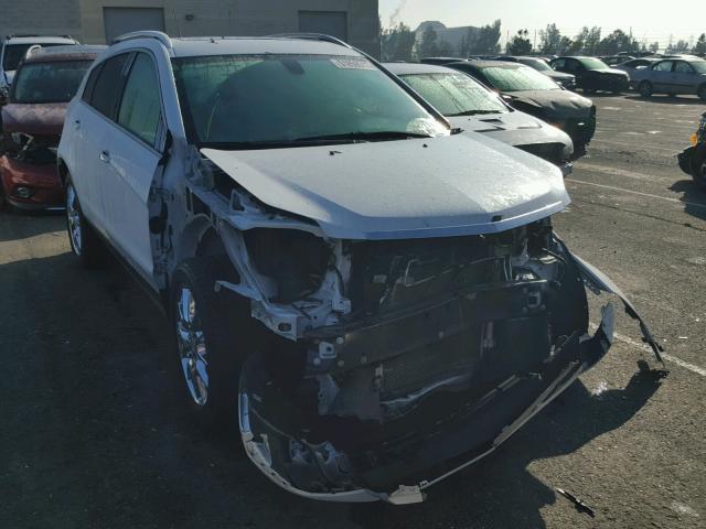 3GYFNCE33FS537263 - 2015 CADILLAC SRX PERFOR WHITE photo 1