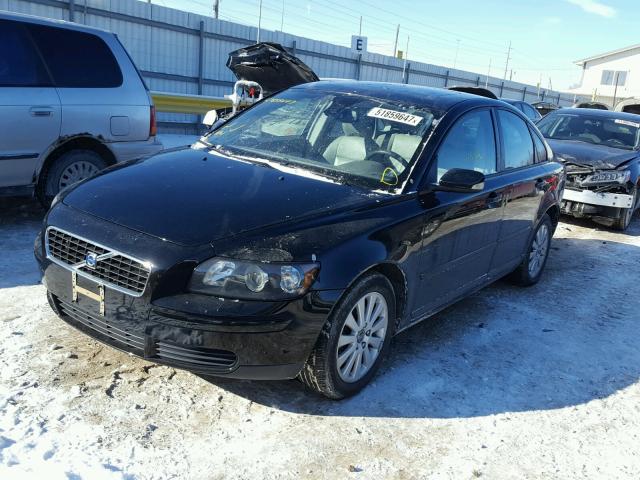 YV1MS382X52068976 - 2005 VOLVO S40 2.4I BLACK photo 2