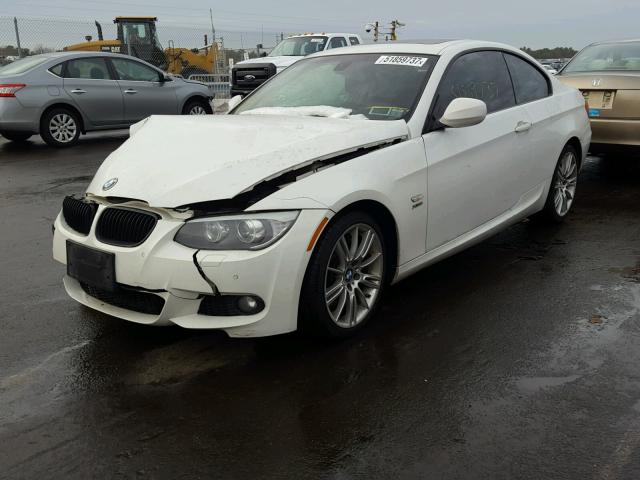 WBAKF9C57CE620822 - 2012 BMW 335 XI WHITE photo 2