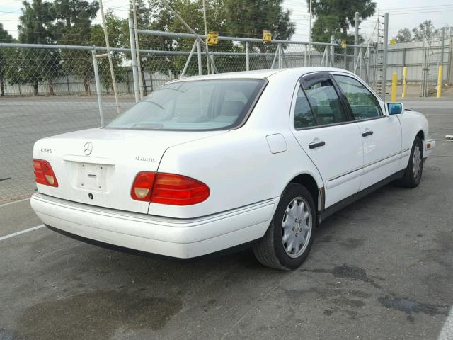 WDBJF82H5XX022810 - 1999 MERCEDES-BENZ E 320 4MAT WHITE photo 4