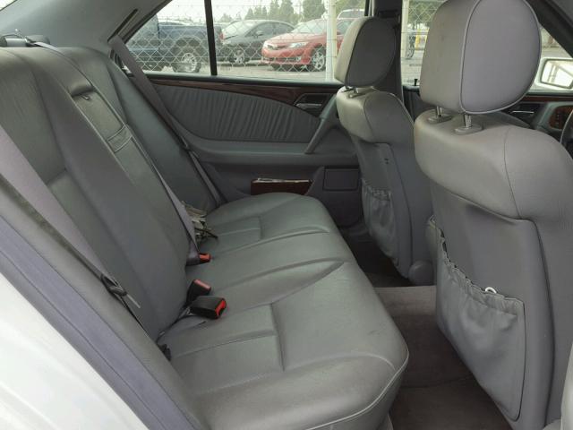 WDBJF82H5XX022810 - 1999 MERCEDES-BENZ E 320 4MAT WHITE photo 6