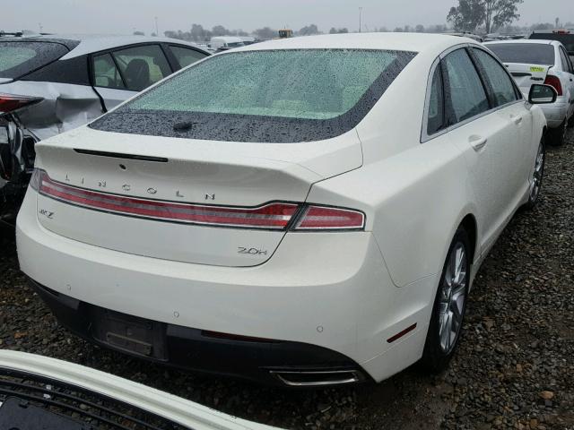 3LN6L2LU3DR816875 - 2013 LINCOLN MKZ HYBRID WHITE photo 4