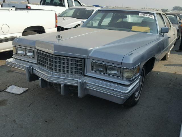 6B69S6Q317611 - 1976 CADILLAC FLEETWOOD SILVER photo 2