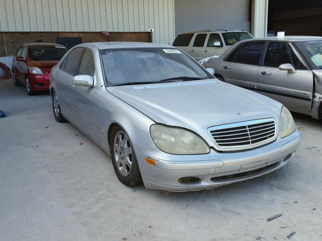 WDBNG75J1YA067528 - 2000 MERCEDES-BENZ S 500 SILVER photo 1