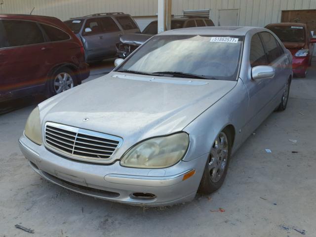 WDBNG75J1YA067528 - 2000 MERCEDES-BENZ S 500 SILVER photo 2