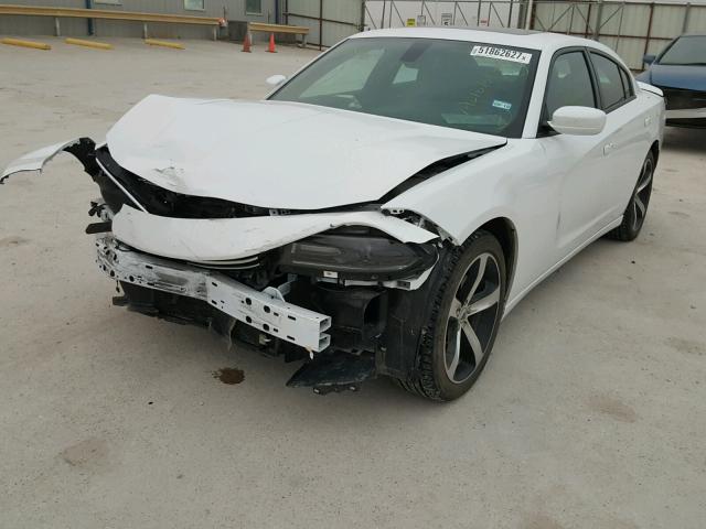 2C3CDXBG9HH549647 - 2017 DODGE CHARGER SE WHITE photo 2