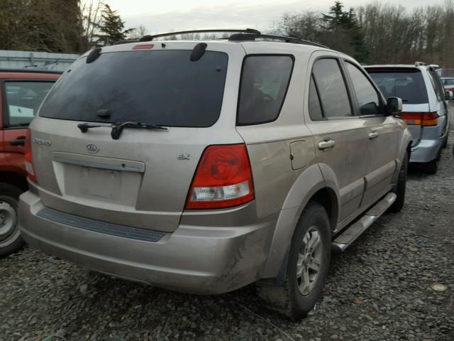 KNDJC733255439477 - 2005 KIA SORENTO EX GOLD photo 4