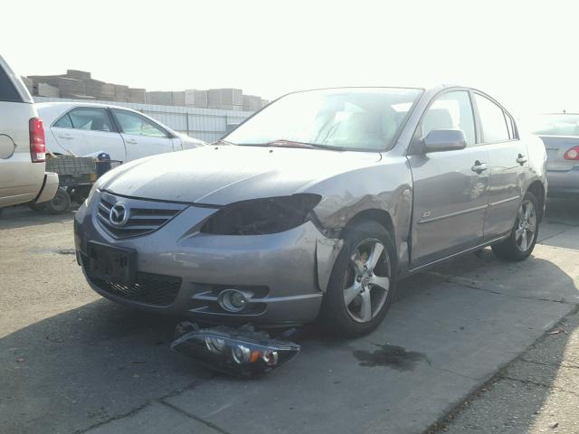 JM1BK323761422572 - 2006 MAZDA 3 S GRAY photo 2