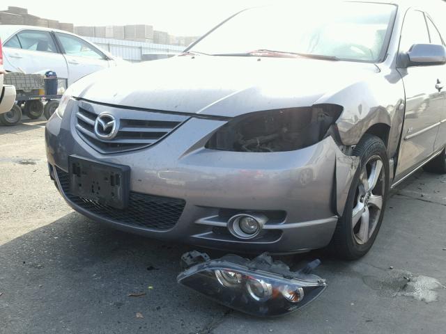 JM1BK323761422572 - 2006 MAZDA 3 S GRAY photo 9