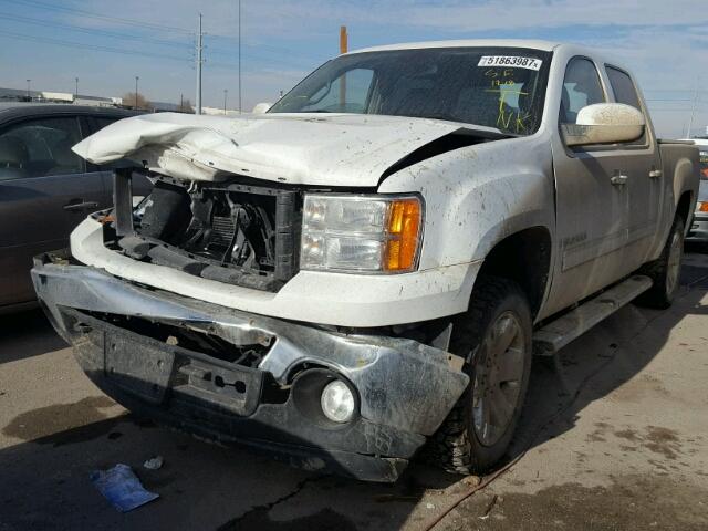 3GTEK13378G297545 - 2008 GMC SIERRA K15 WHITE photo 2