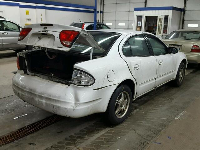 1G3NK52T6XC413862 - 1999 OLDSMOBILE ALERO GX WHITE photo 4