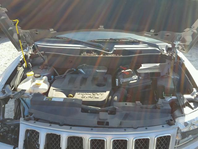 1C4NJDBB2GD500804 - 2016 JEEP COMPASS SP SILVER photo 7