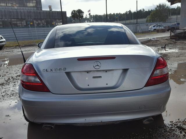 WDBWK56F15F042175 - 2005 MERCEDES-BENZ SLK 350 SILVER photo 6