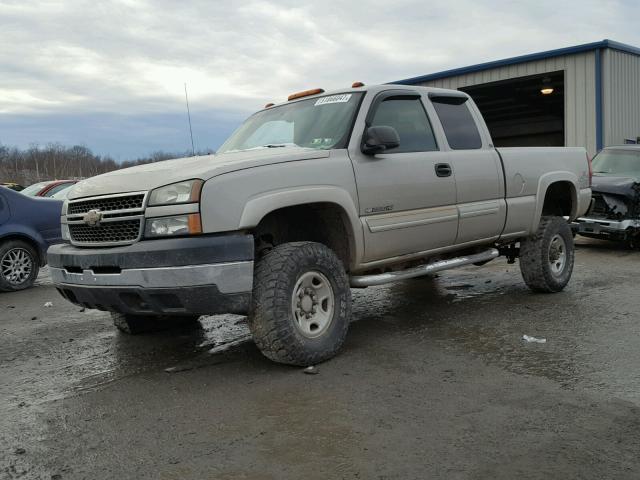 1GCHK29U27E166855 - 2007 CHEVROLET SILVERADO TAN photo 2