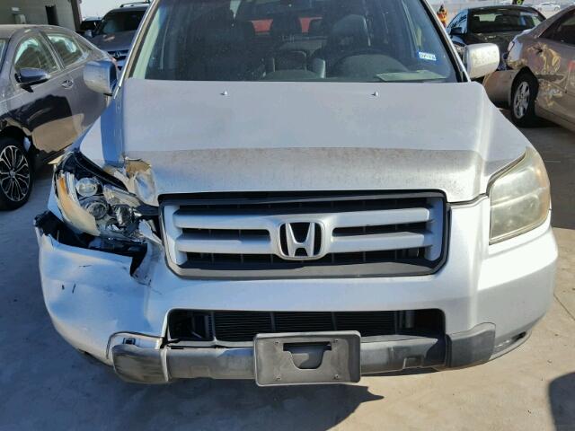 5FNYF28596B005351 - 2006 HONDA PILOT EX SILVER photo 7