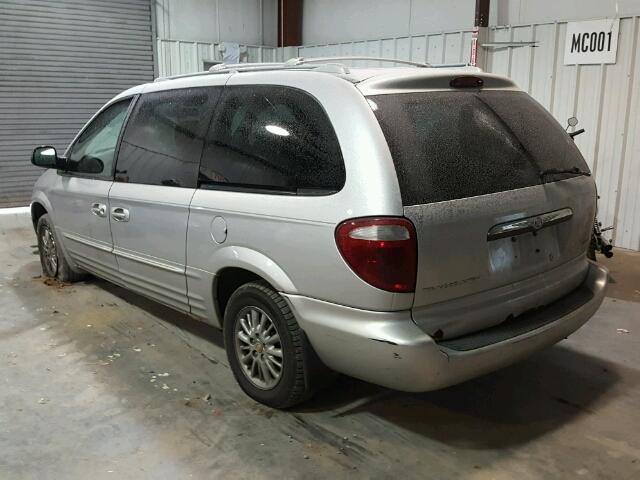 2C8GP64L12R504064 - 2002 CHRYSLER TOWN & COU SILVER photo 3