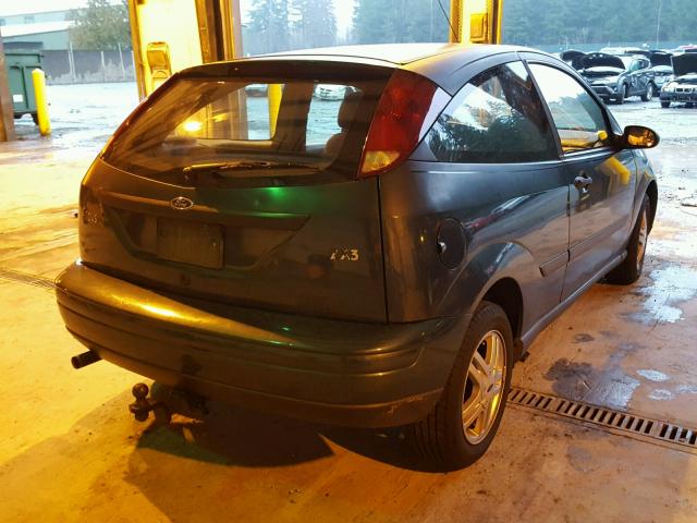 3FAFP3133YR133465 - 2000 FORD FOCUS ZX3 GREEN photo 4