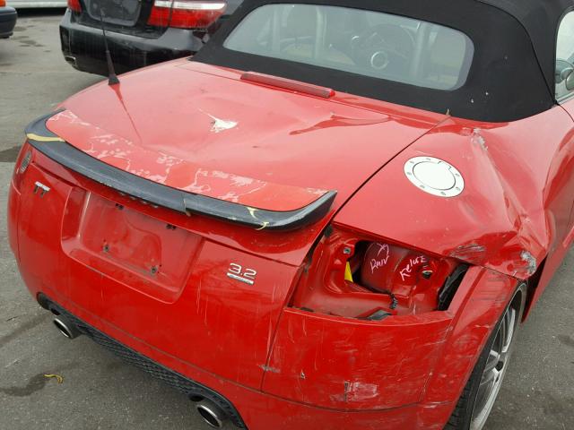 TRUUF28N541018222 - 2004 AUDI TT 3.2 RED photo 9